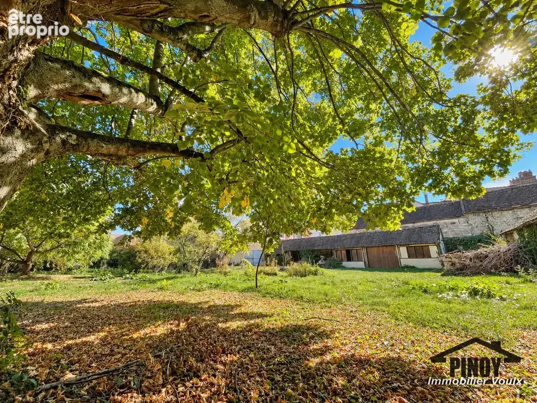 Au cœur de Voulx, un écrin clos de murs au beau potentiel de construction - photo 5