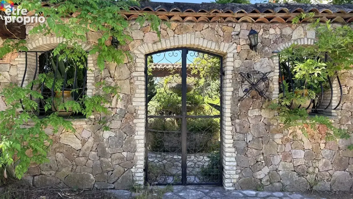 Maison 3 pièces 120 m² à vendre à Saint-Raphael (83700) - photo 2