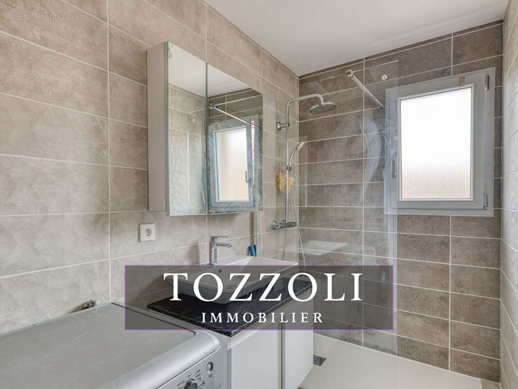 Maison à L&#039;ISLE-D&#039;ABEAU