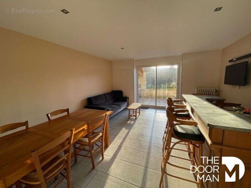 Commerce à DOULAINCOURT-SAUCOURT