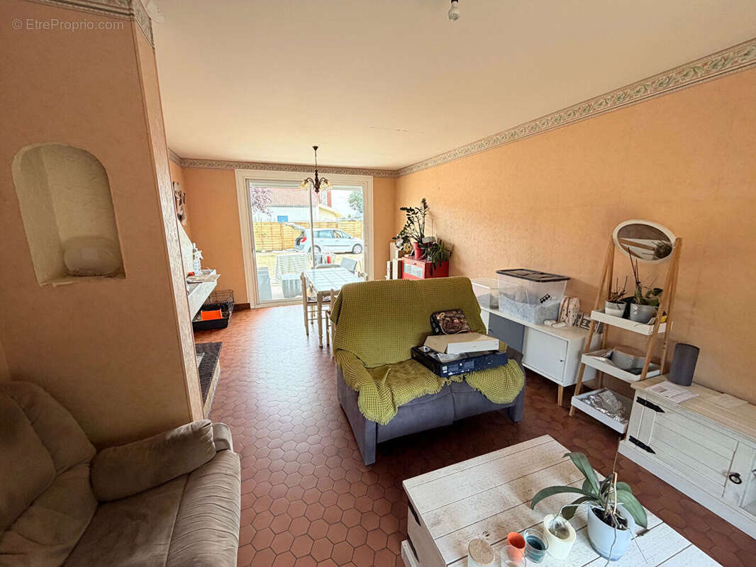 Maison La Jubaudiere 4 pièce(s) 85 m2 - photo 5