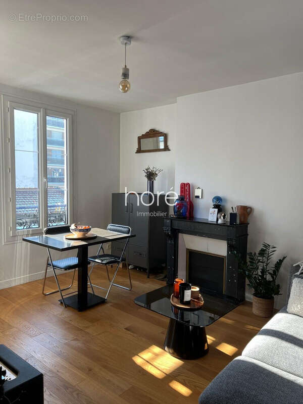 Appartement à PARIS-11E