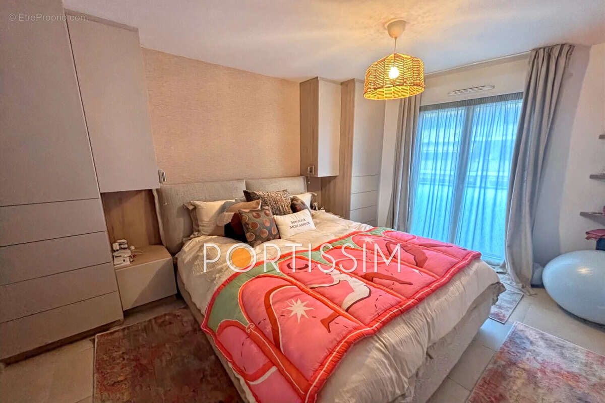 Appartement à CAGNES-SUR-MER