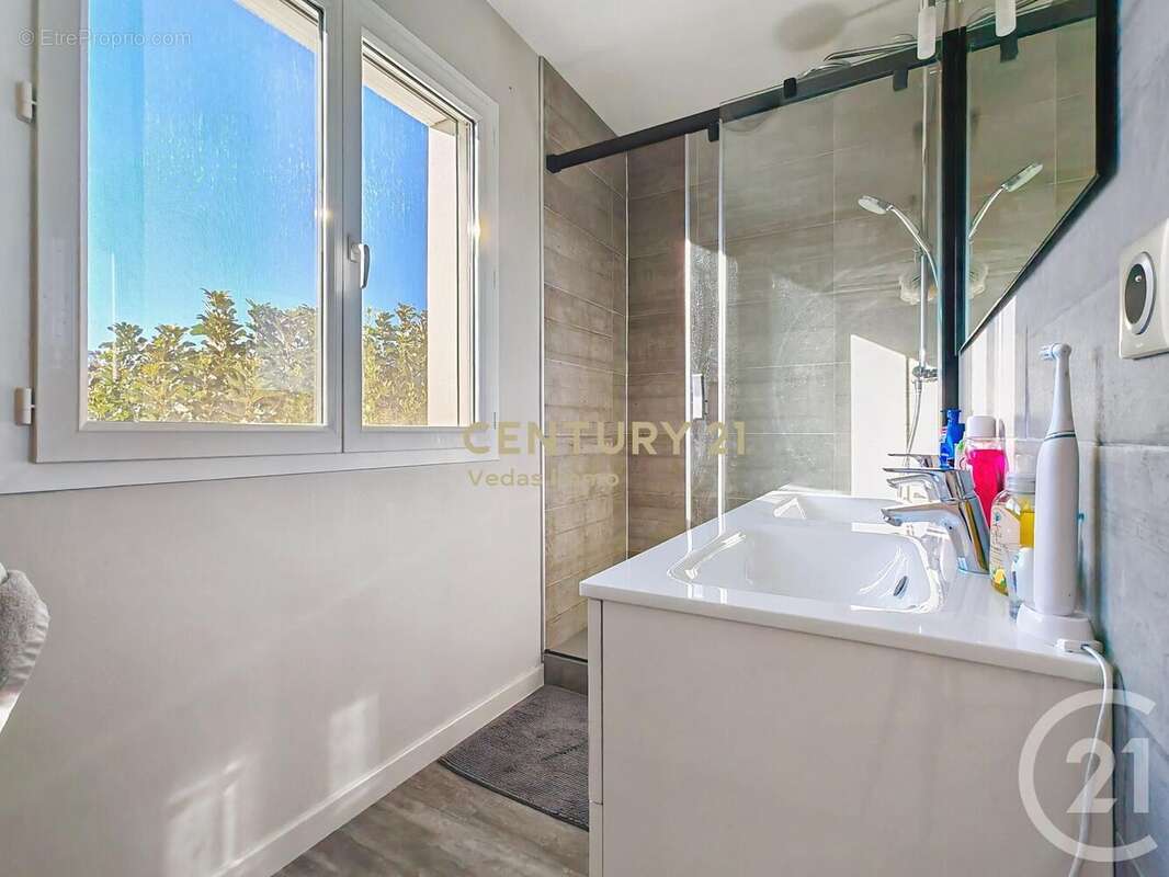 Maison à VILLENEUVE-LES-MAGUELONE