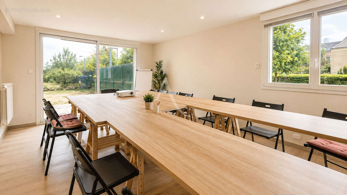 Maison de 8 pièces de 191 m² à Saint-Pierre-des-Corps - photo 3