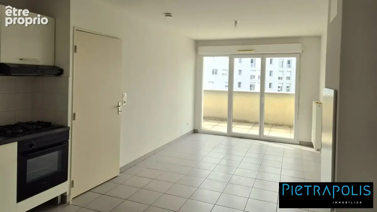 Appartement 2 pièces 38 m² à vendre à Saint-Priest (69800) - photo 3