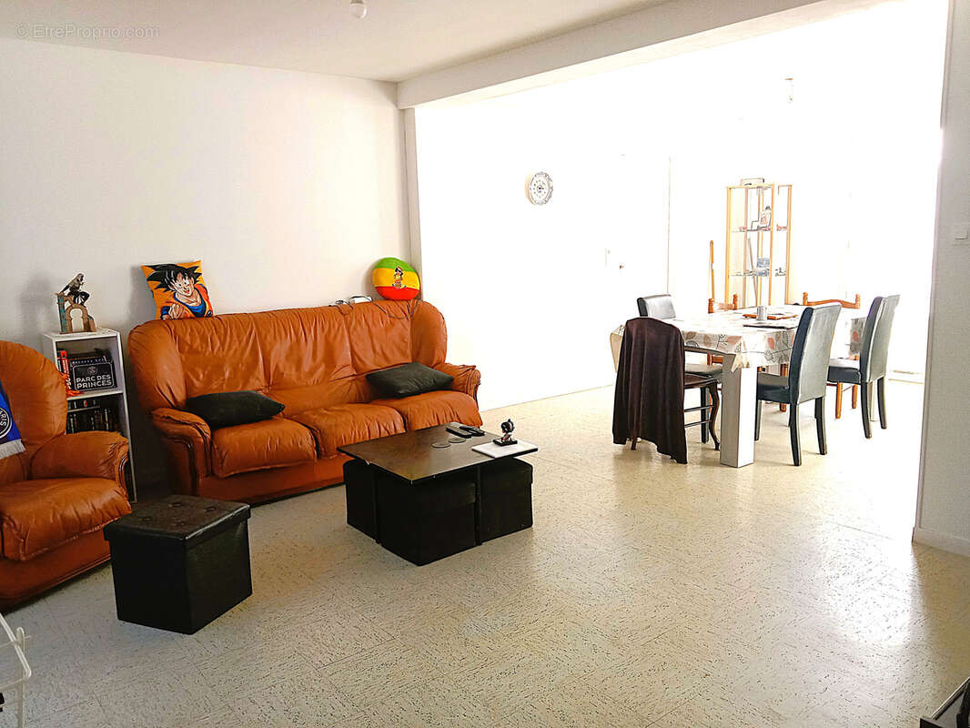 Maison à FAINS-LA-FOLIE