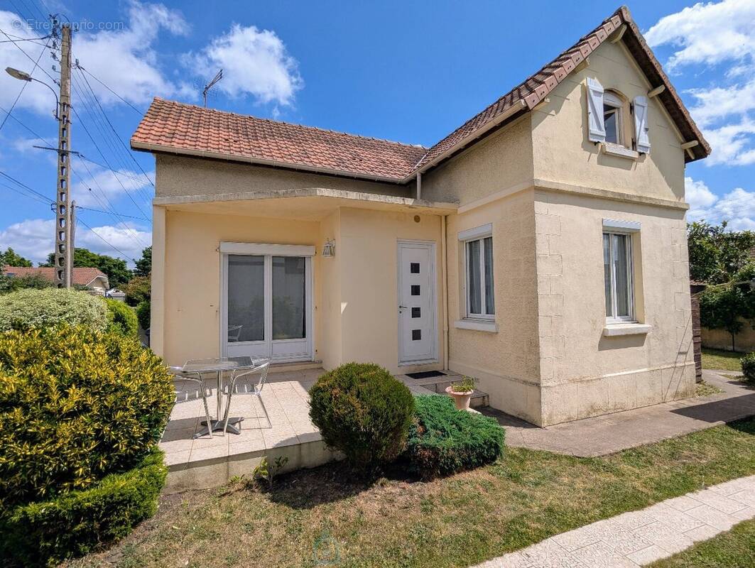 Maison à LE PETIT-QUEVILLY