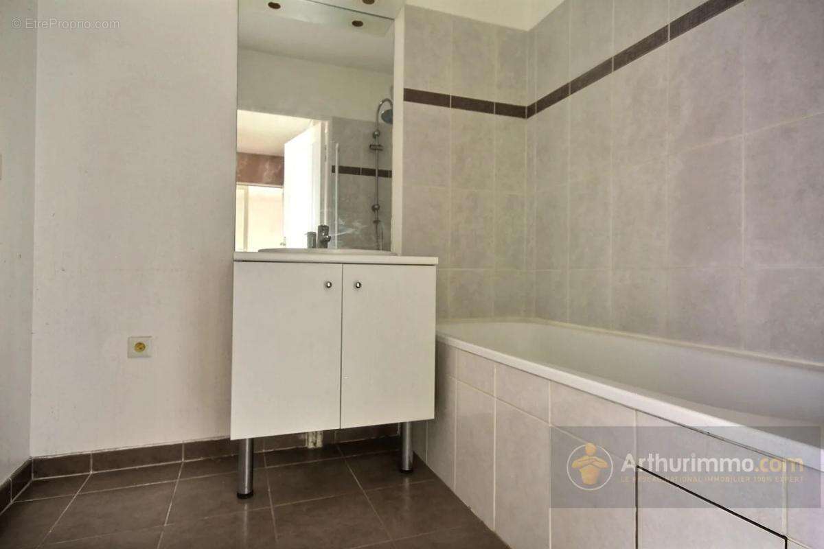 Appartement 3 pièces de 63 m² à Alfortville - photo 6
