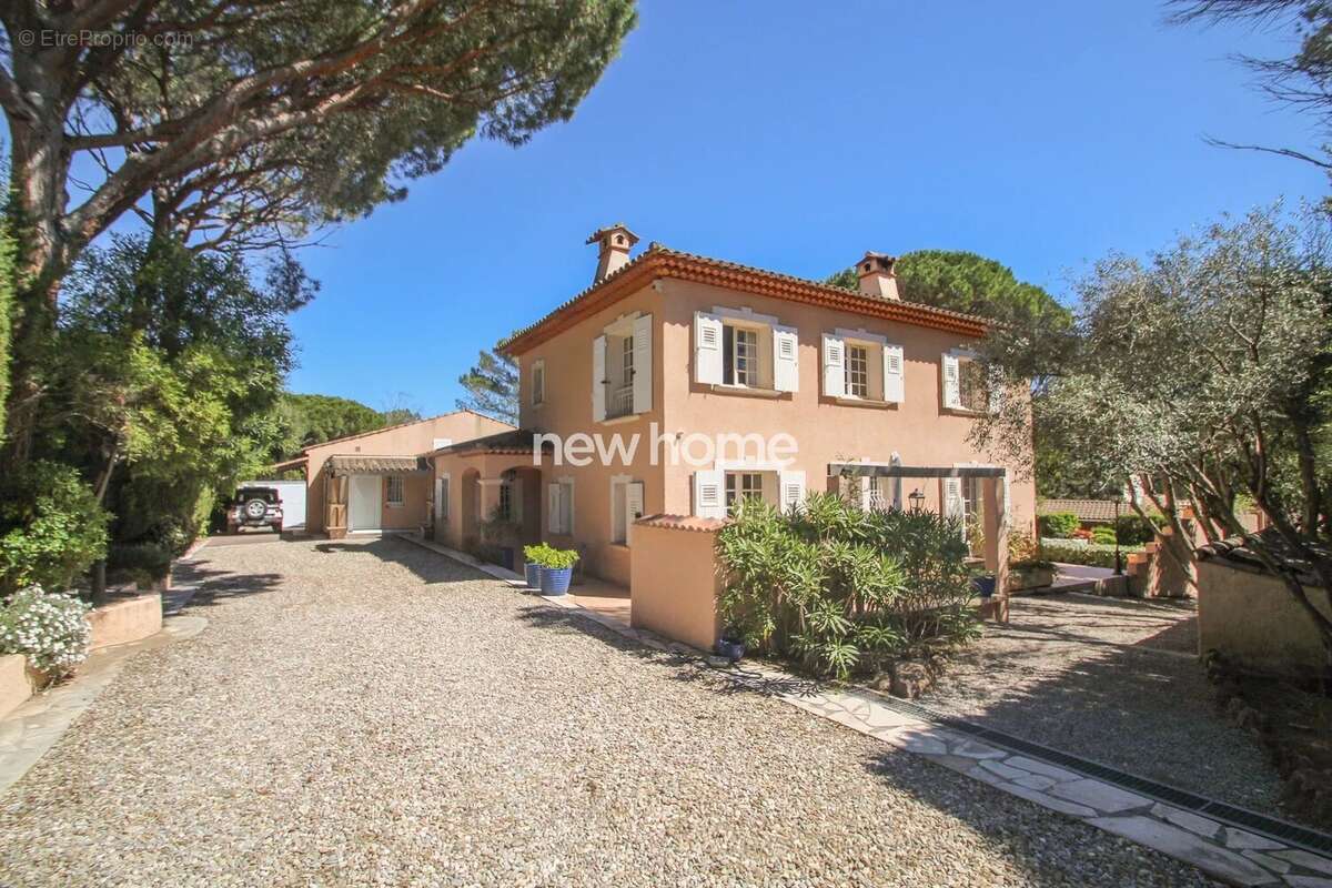 Maison à SAINT-RAPHAEL