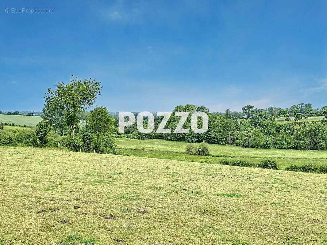 Maison à SAINT-SAMSON-DE-BONFOSSE