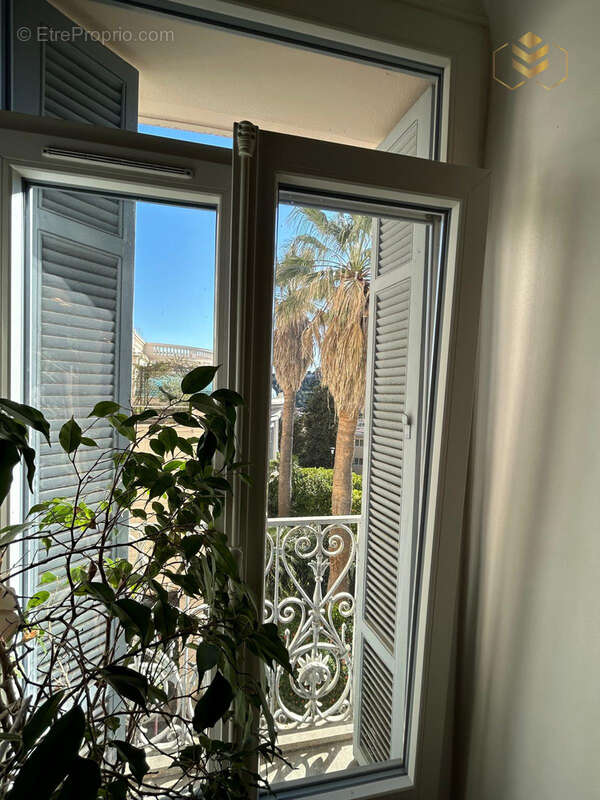Appartement à MENTON