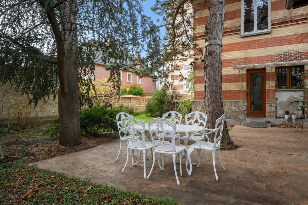 Maison à LE VESINET