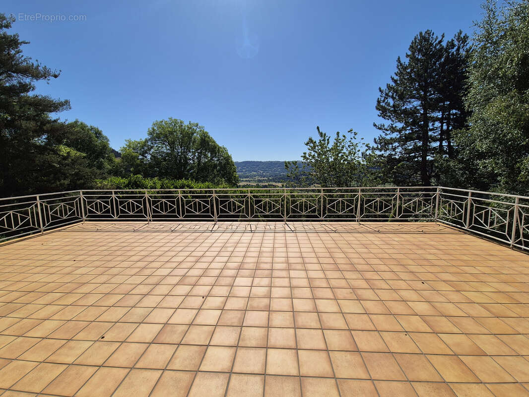 Maison à GIOU-DE-MAMOU