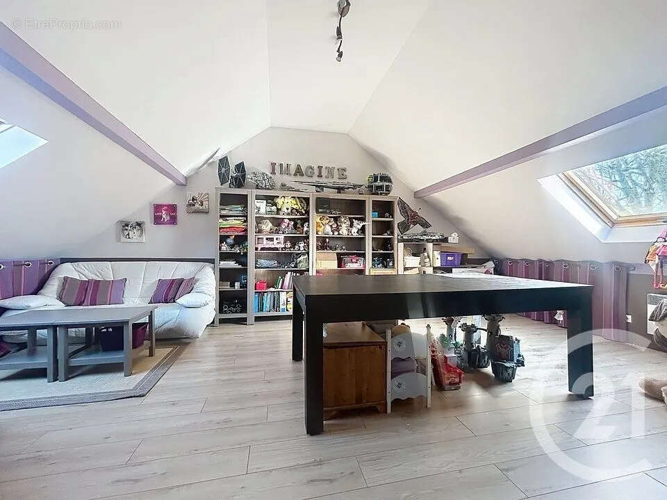 Maison à RUBELLES