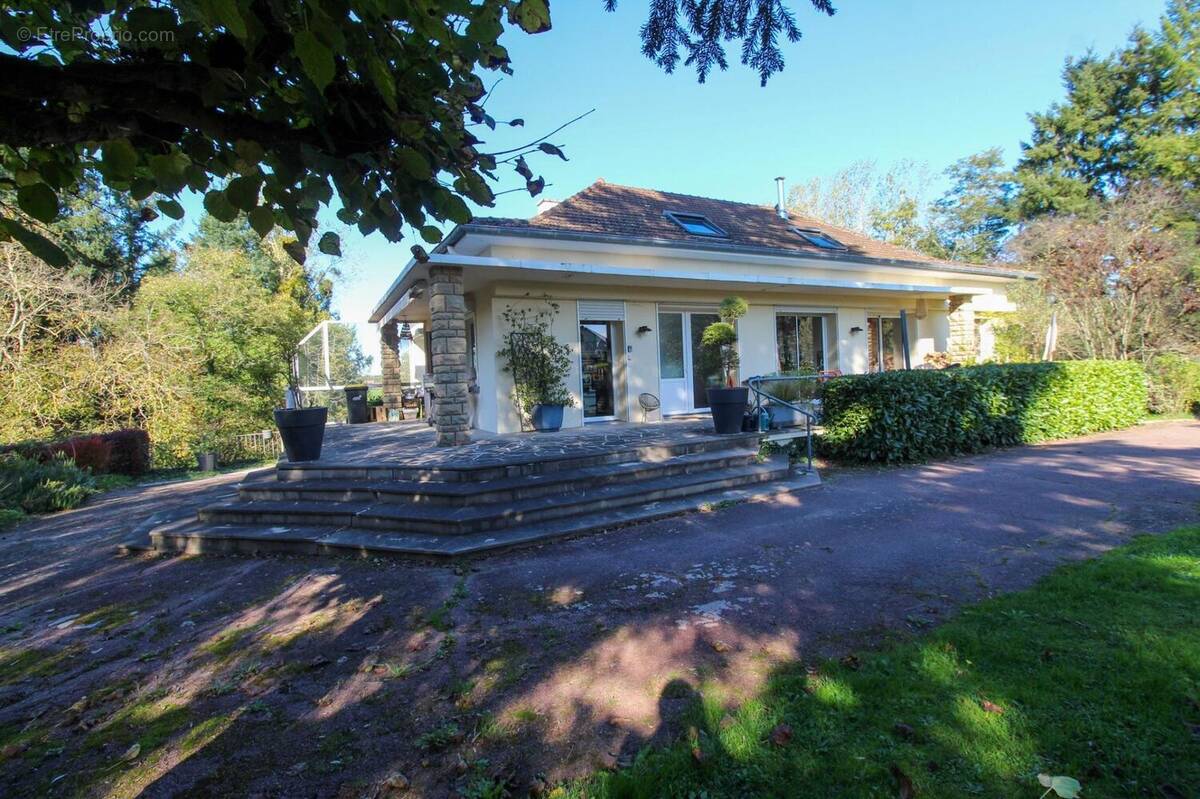 Photo 1 - Maison à PERRECY-LES-FORGES