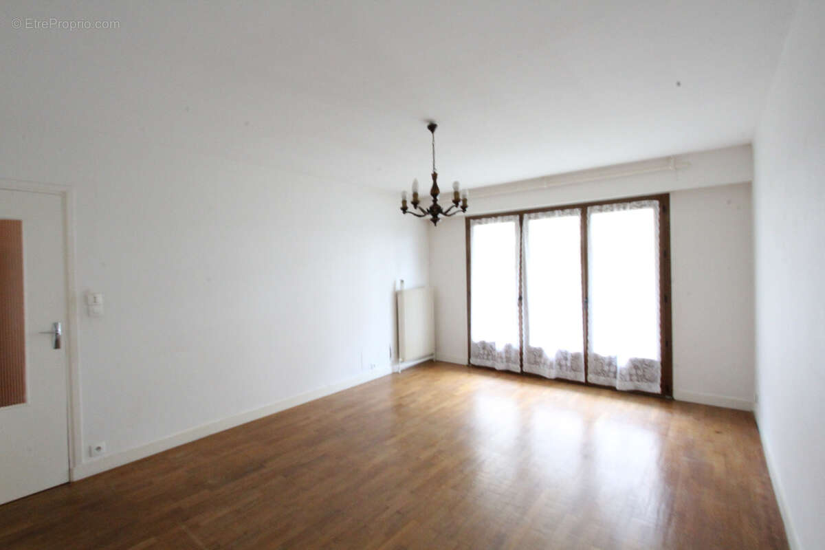 Appartement à LA CHARITE-SUR-LOIRE
