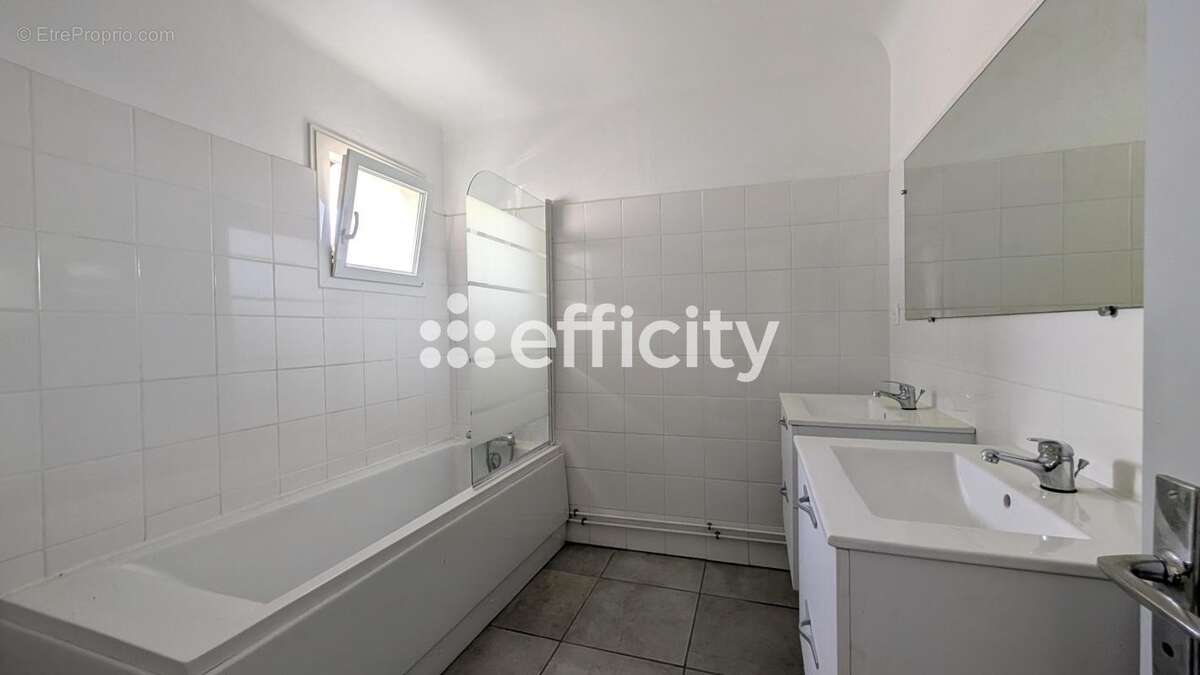 Appartement à SAINT-PIERRE-DU-MONT