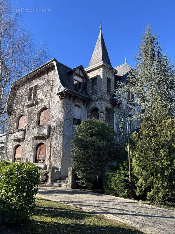 Cathy 19 - Maison à BEURE