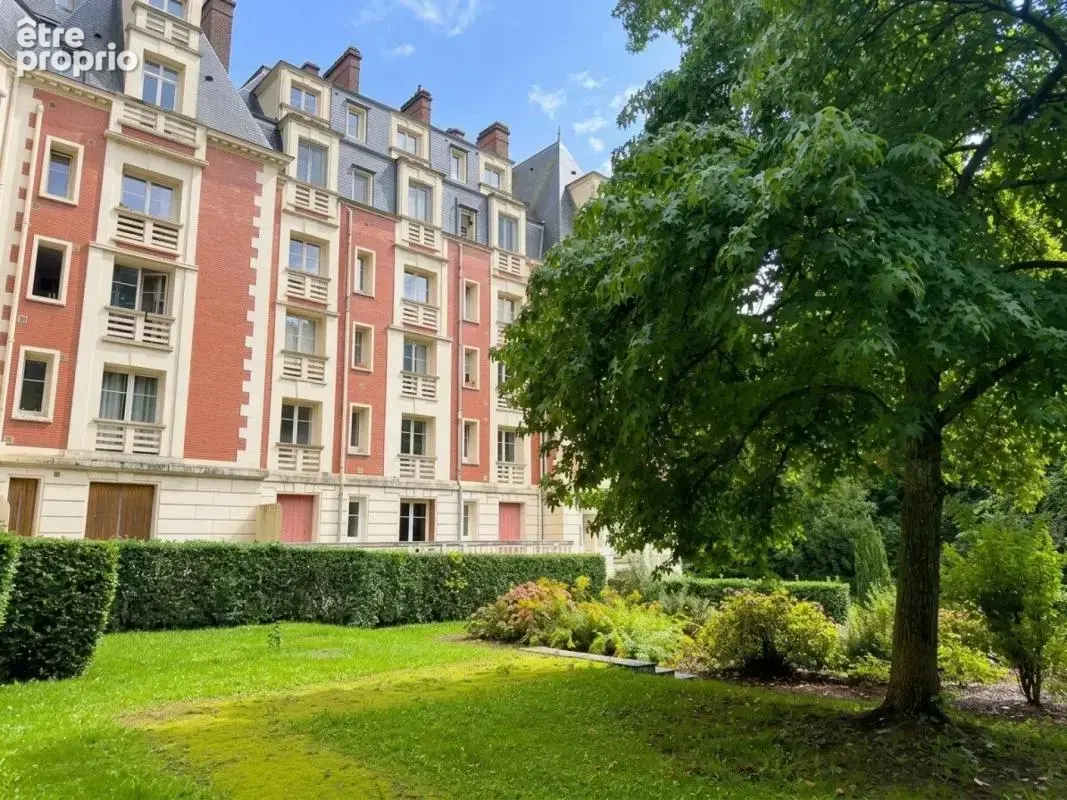 T2 / calme et verdoyant / parking / ascenseur - photo 3