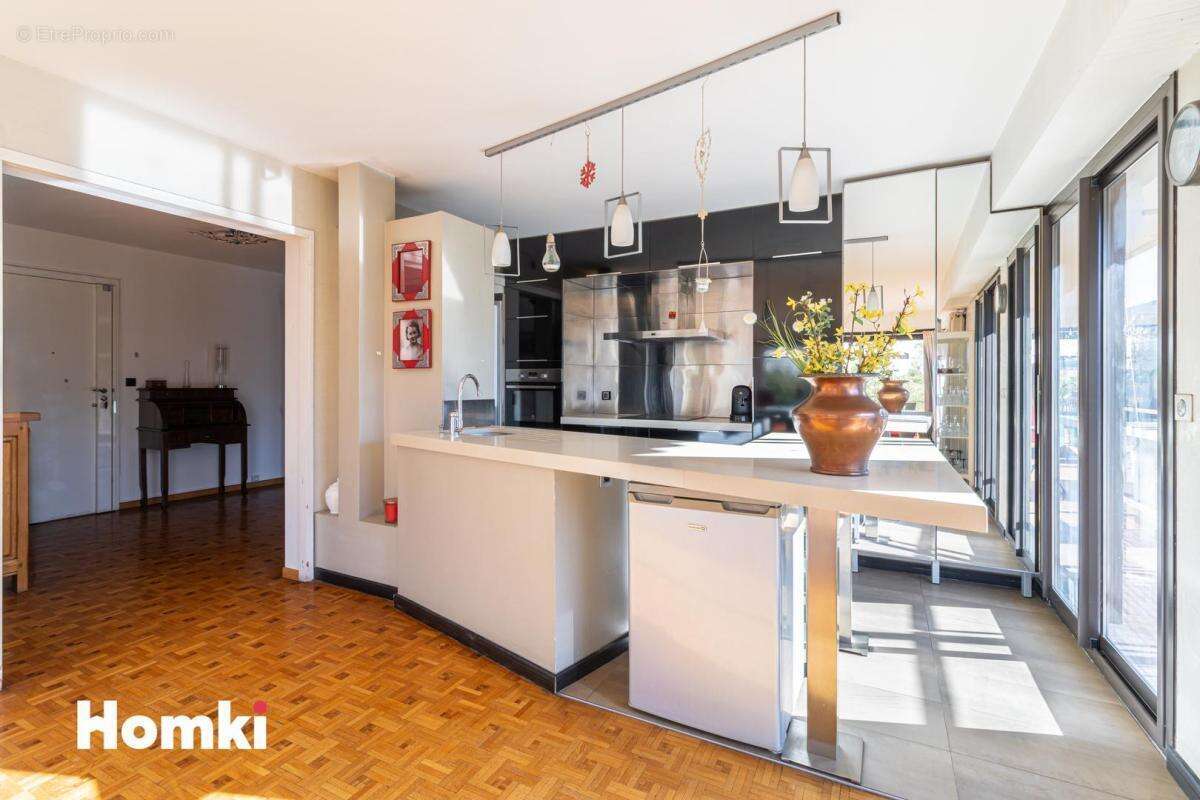 Appartement à MARSEILLE-9E