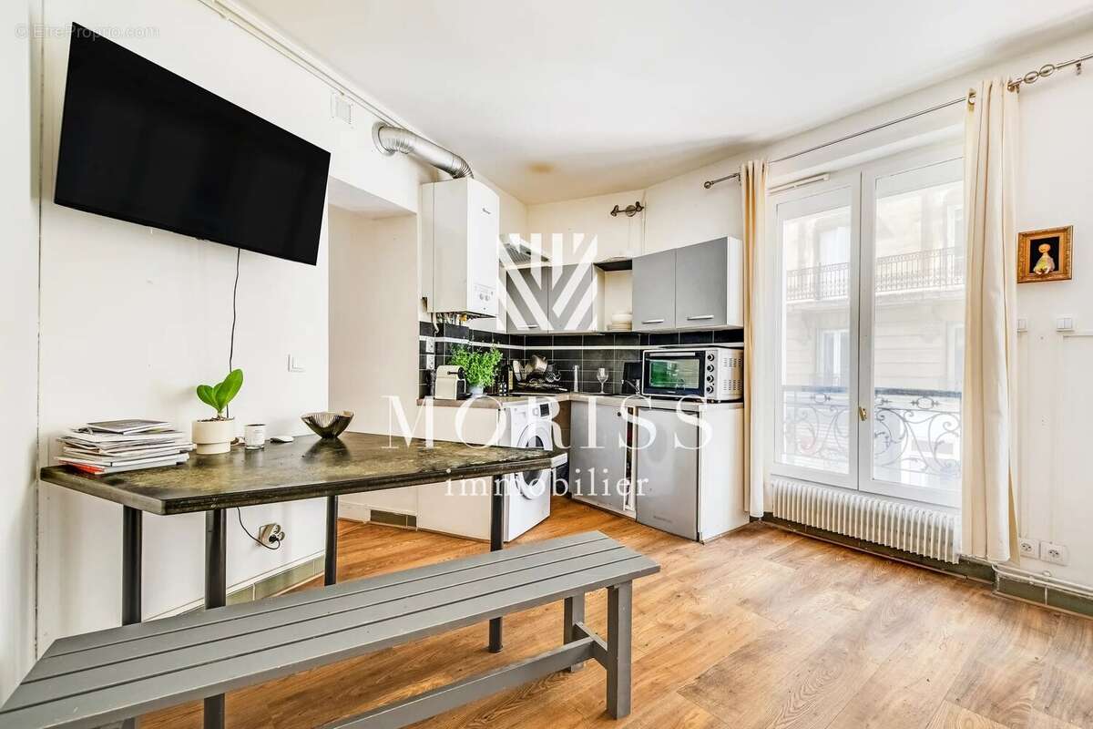 Appartement à PARIS-18E