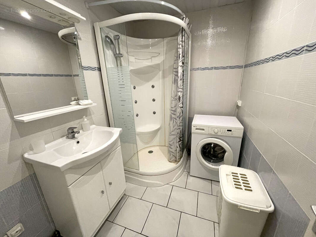 Appartement à FRESNES