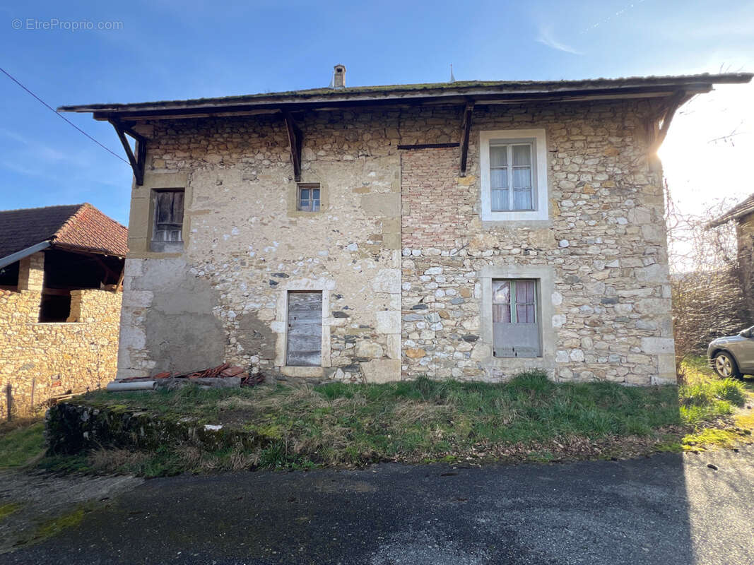 Maison à LA CHAPELLE-SAINT-MARTIN