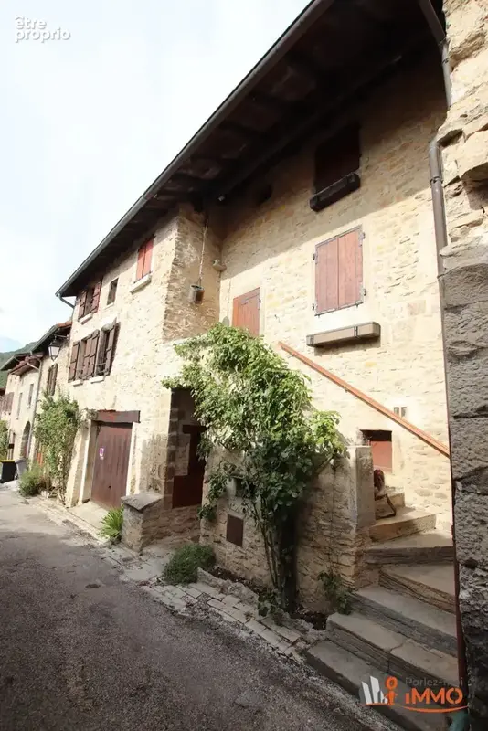 Maison à SAINT-SORLIN-EN-BUGEY
