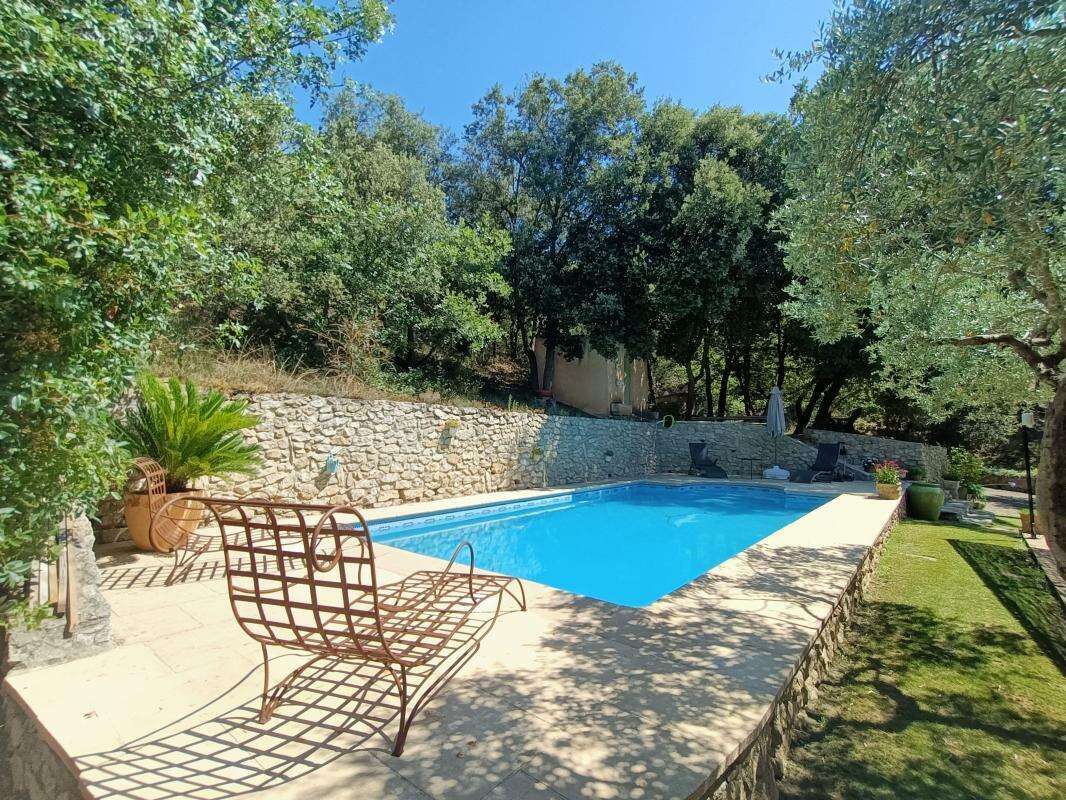 Maison familiale de 210 m² avec piscine, dans un secteur calme ! - photo 16