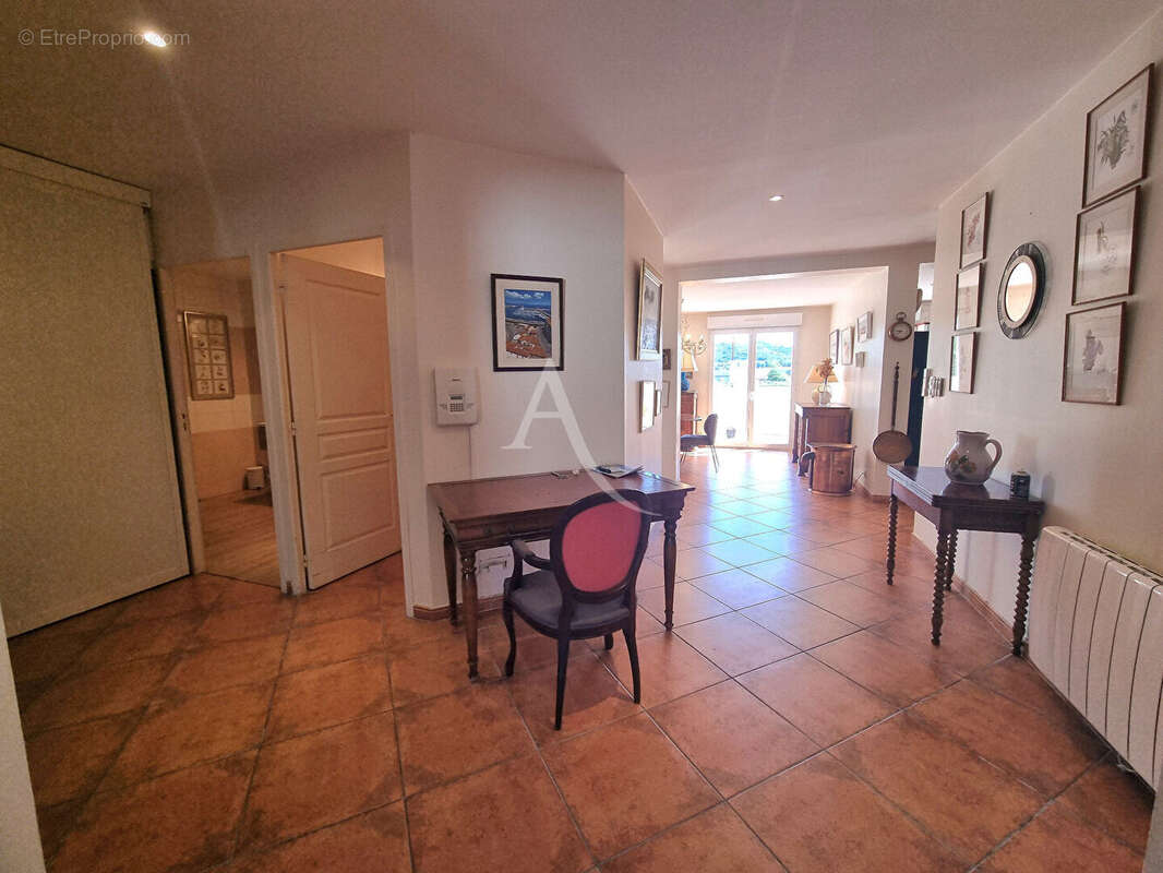 Appartement à MONTREDON-DES-CORBIERES