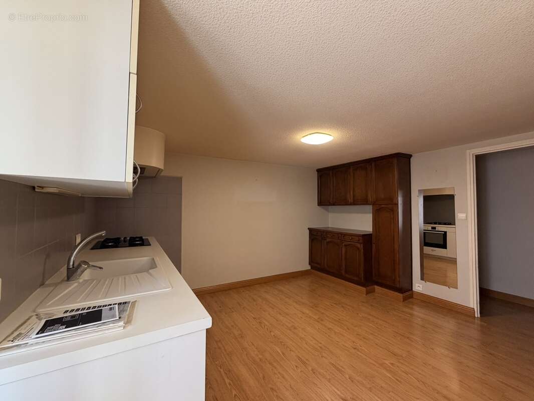 Maison 80 m² à Valence-D'albigeois  - photo 3