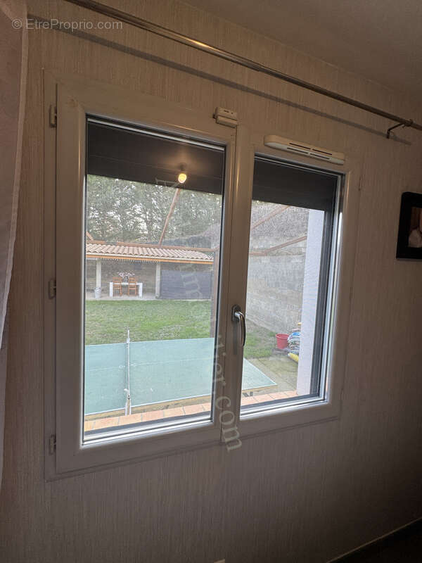 Villa de plain-pied avec jardin et garage - photo 9