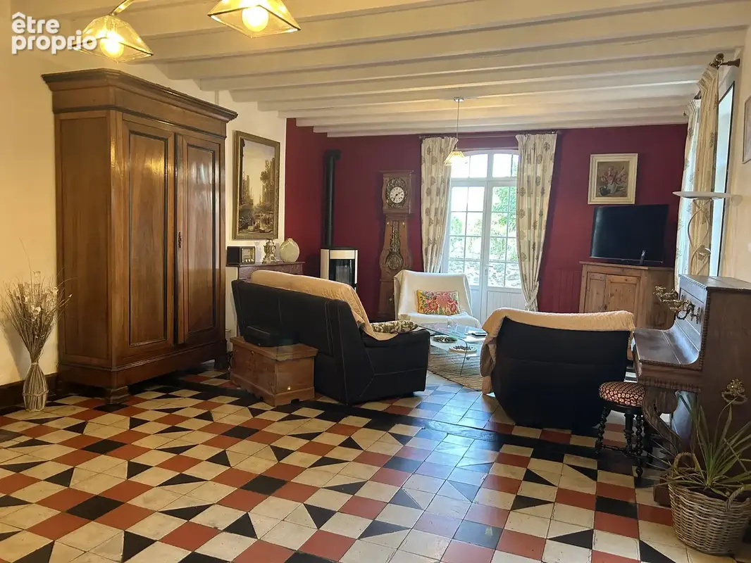 Maison pierre de 220 m2 avec terrain clos - photo 8