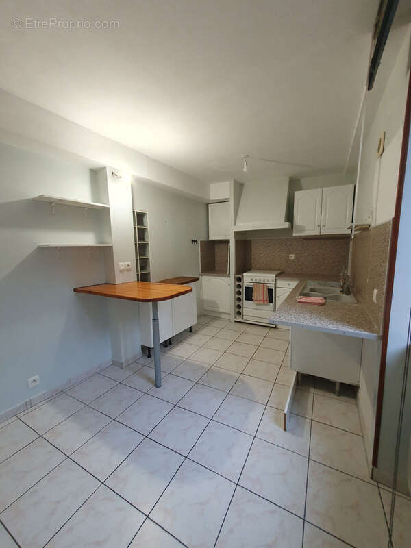 Appartement à SAINT-LAURENT-SUR-SAONE