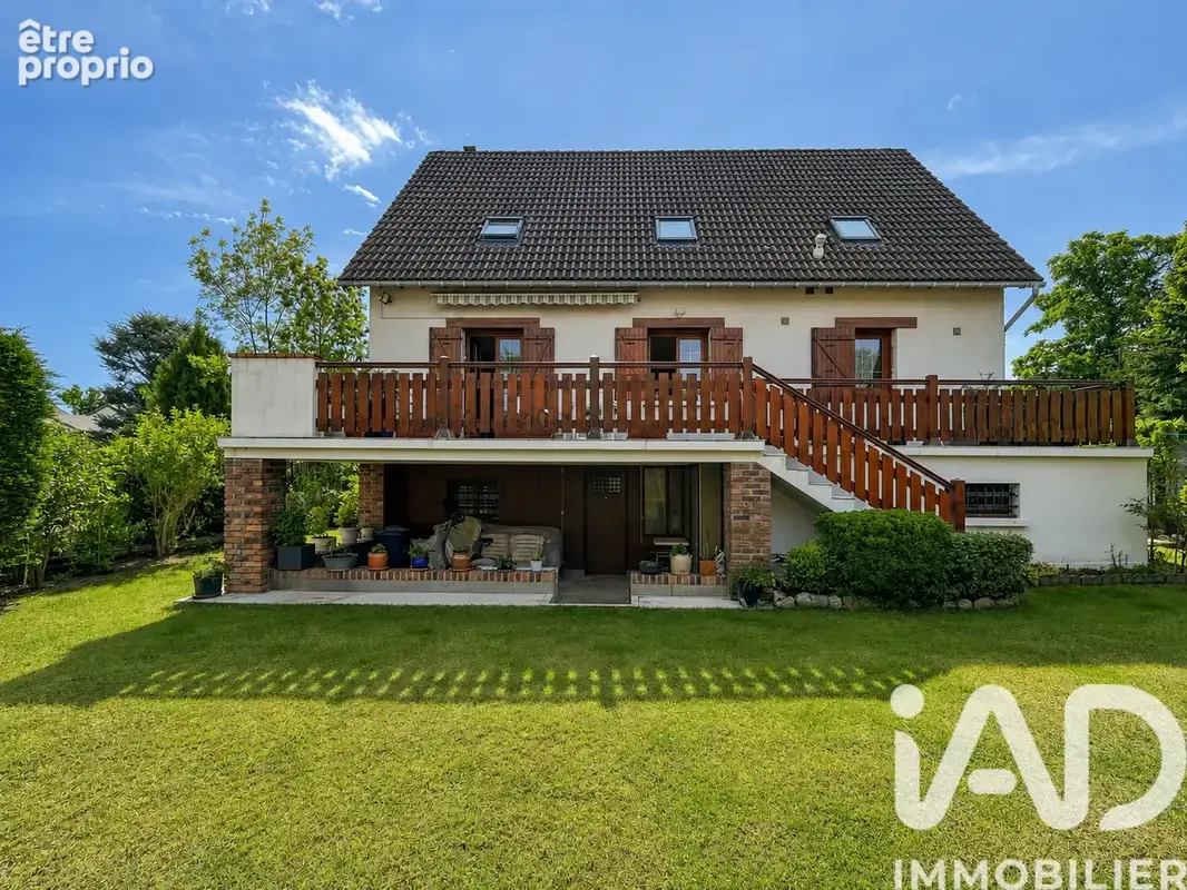 Photo 1 - Maison à NANTERRE