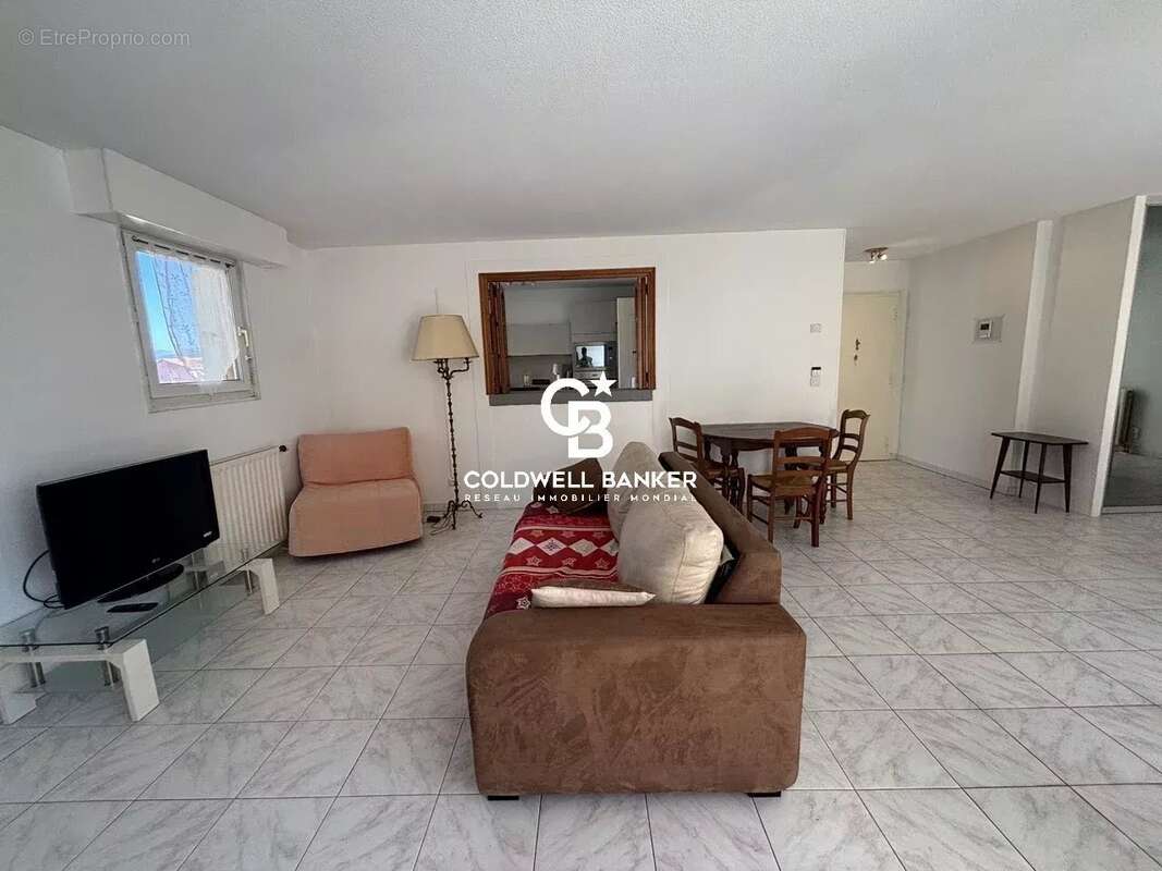 Appartement à SAINT-RAPHAEL