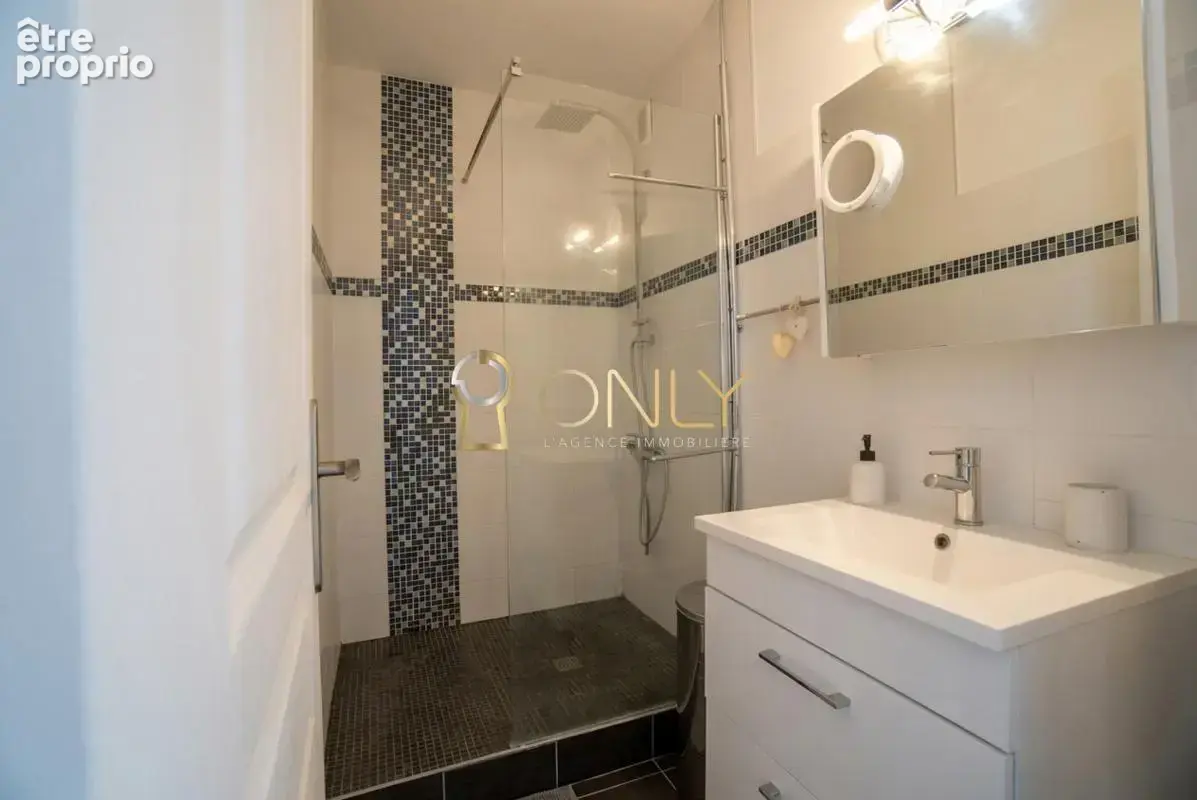 Villefranche - Appartement - 2 chambres - photo 6