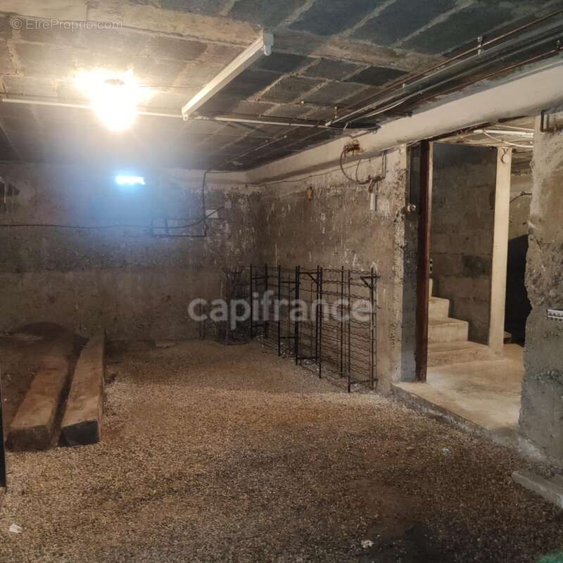 Maison à LES AVENIERES