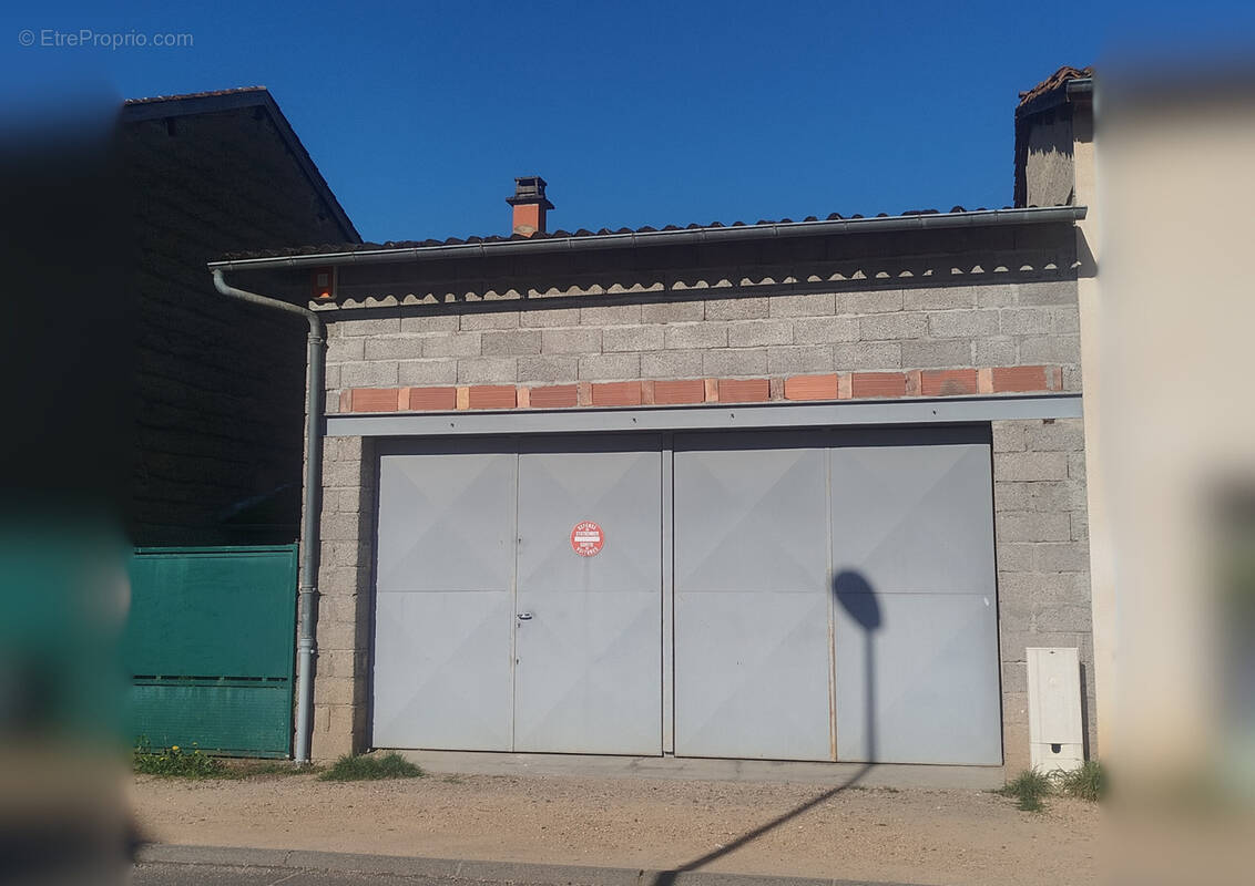 Commerce à LEZOUX