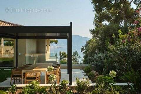 Maison à ROQUEBRUNE-CAP-MARTIN