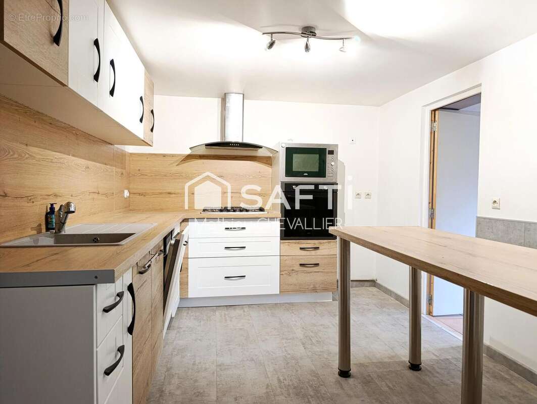 Photo 4 - Maison à FLIXECOURT