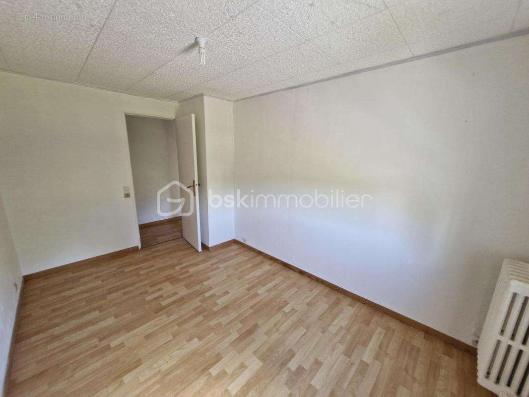 Maison à EYGURANDE-ET-GARDEDEUIL