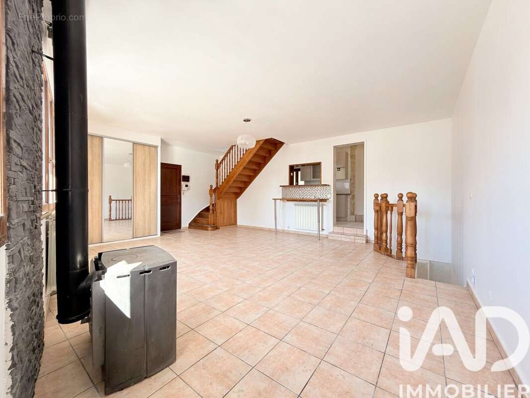 Maison 117 m² à Orly  - photo 5