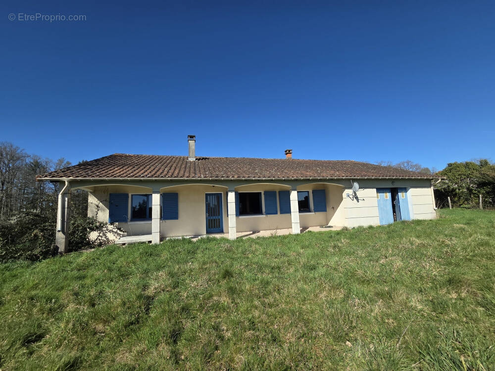 Maison à SAINT-CYR