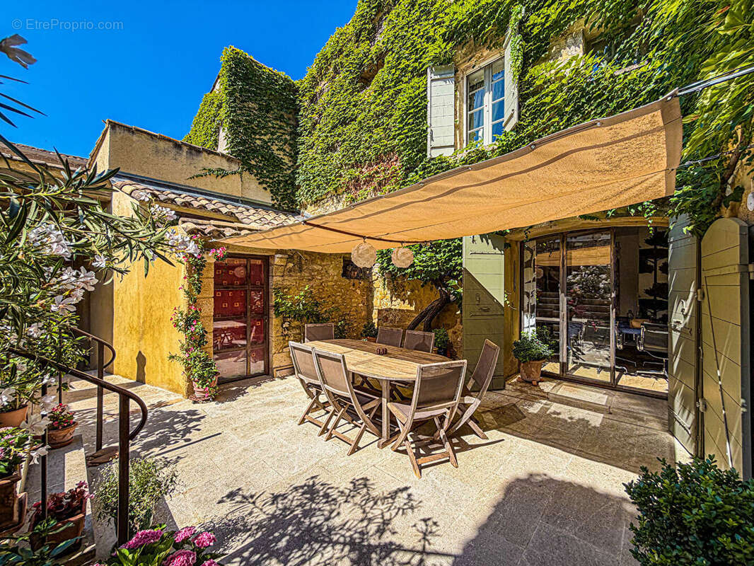 Maison à PUJAUT