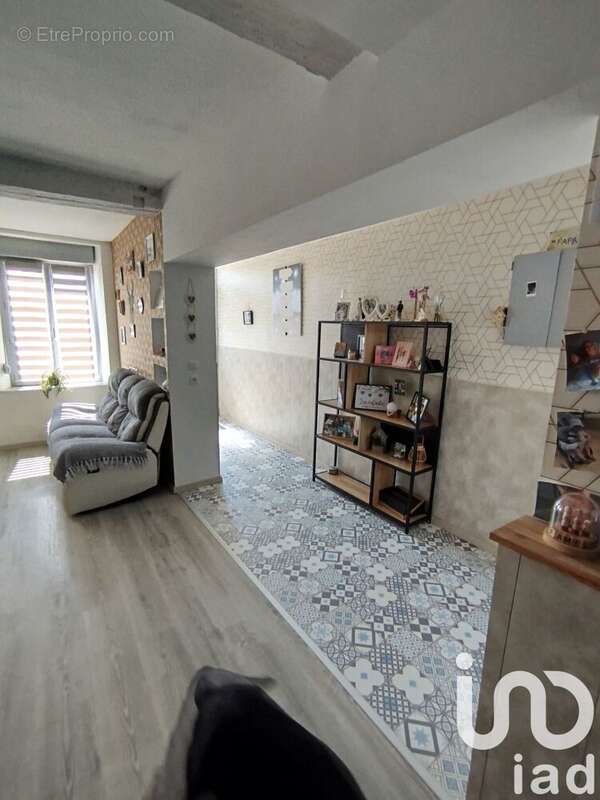 Photo 2 - Maison à LAUNOIS-SUR-VENCE