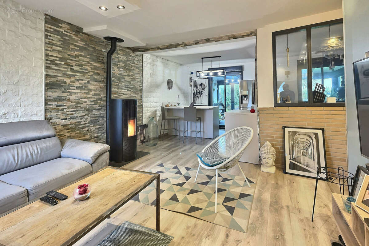 Maison à COULOMMIERS