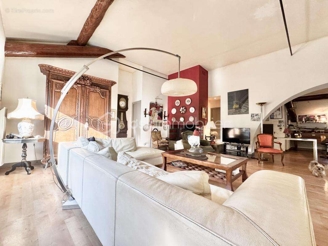 Maison à NISSAN-LEZ-ENSERUNE