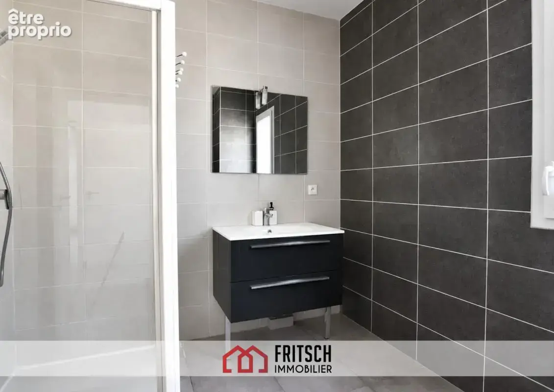 Appartement T2 avec balcon et stationnements privatifs - photo 6